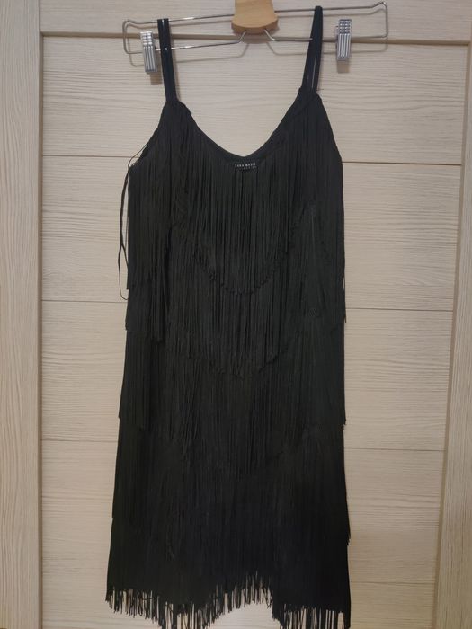 Продам платье черное