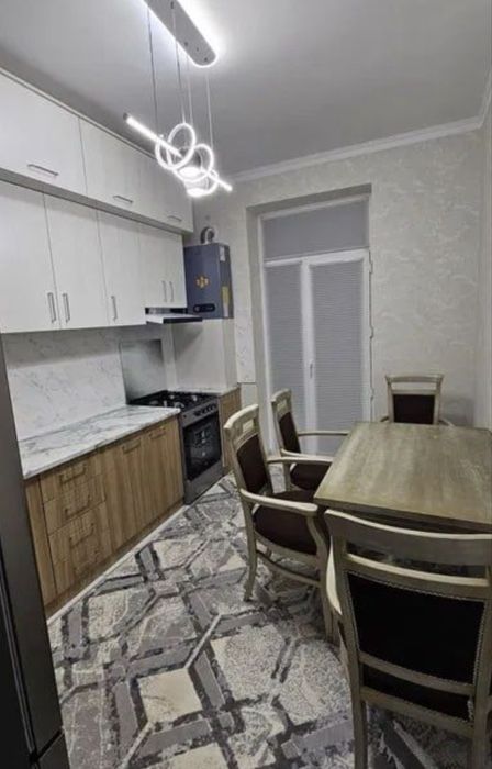 Сдается 2 ком ЖК Дустлик. Рядом с Метро Дустлик. Узбум