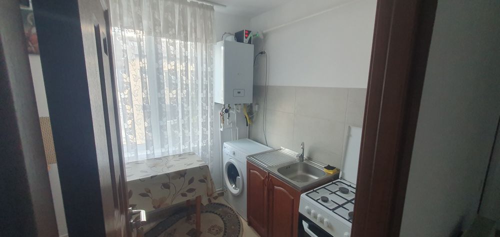 Apartament cu doua camere de închiriat