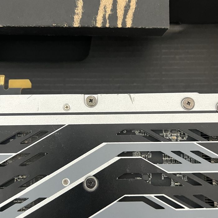 Vand placa video Sapphire NITRO+ Radeon RX 580, 4GB GDDR5