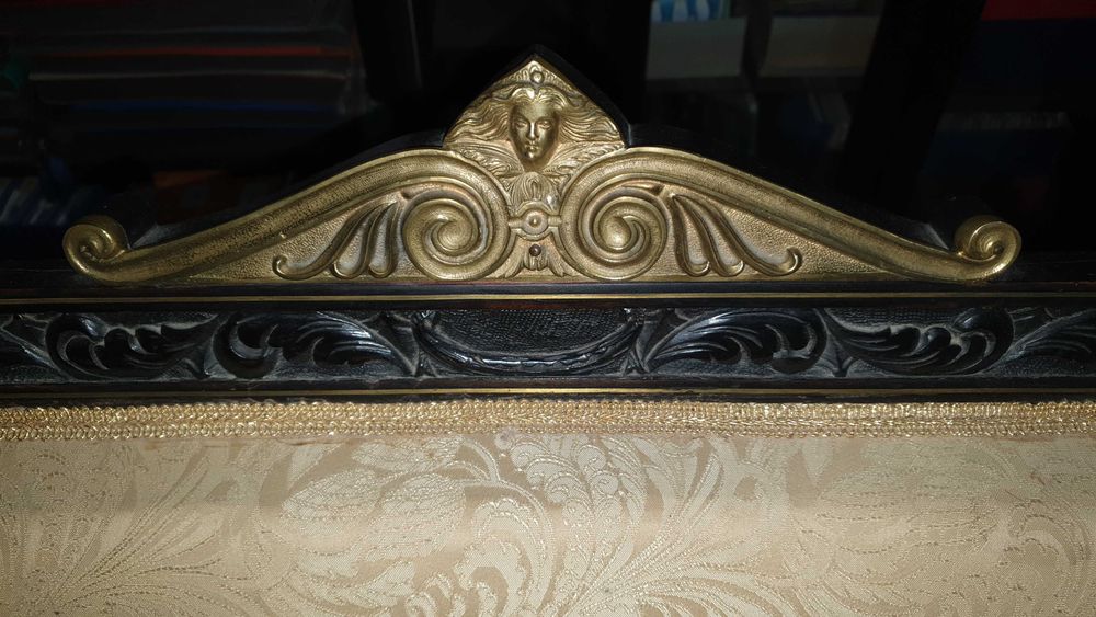 Canapea aurie stil Napoleon III plus fotolii