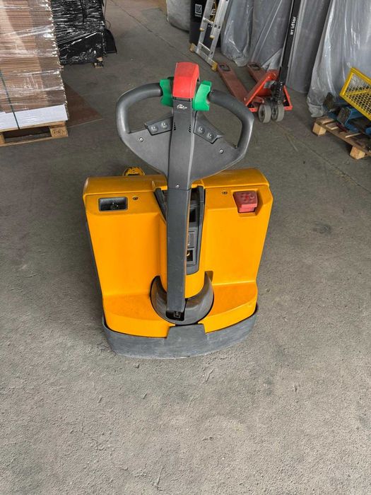 TRANSPALETA Jungheinrich