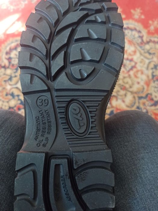 Продам недорого.