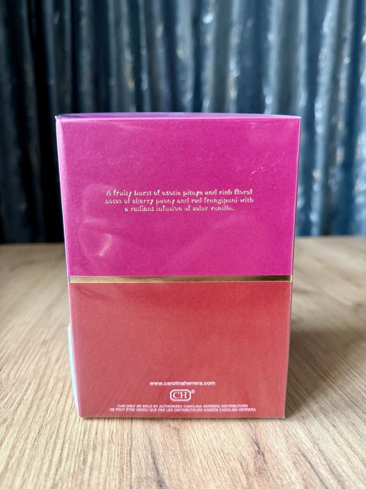 Vand Parfum La Bomba - Carolina Herrera