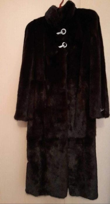 Норковая шуба  натуральный цвет за 190 тыс