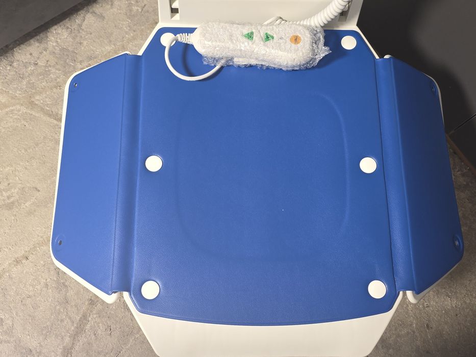 Инвалидное кресло (подъемник)