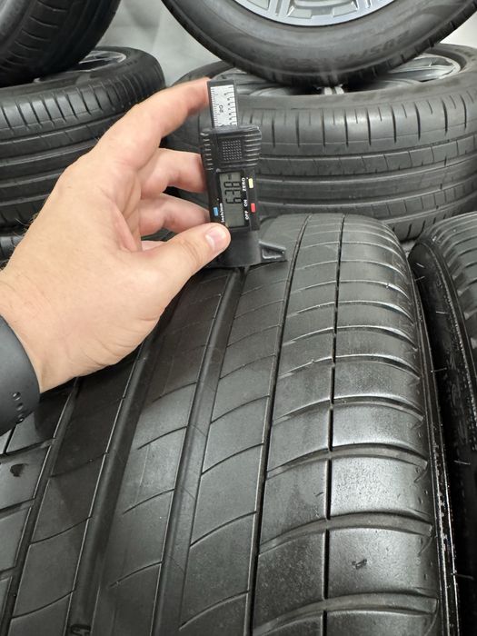 Jante Bmw Seria 5 R19 G30 G31 Originale M664 Negru Lucios Michelin de vara * Runflat 2024 95%