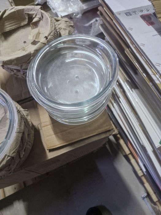 Продам крышки стекло ,разные