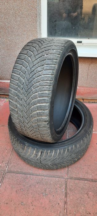 2 броя зимни гуми 225 40 18 Bridgestone dot22