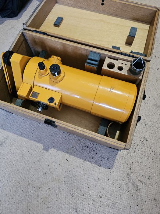 Нивелир,Штатив, тренога СССР