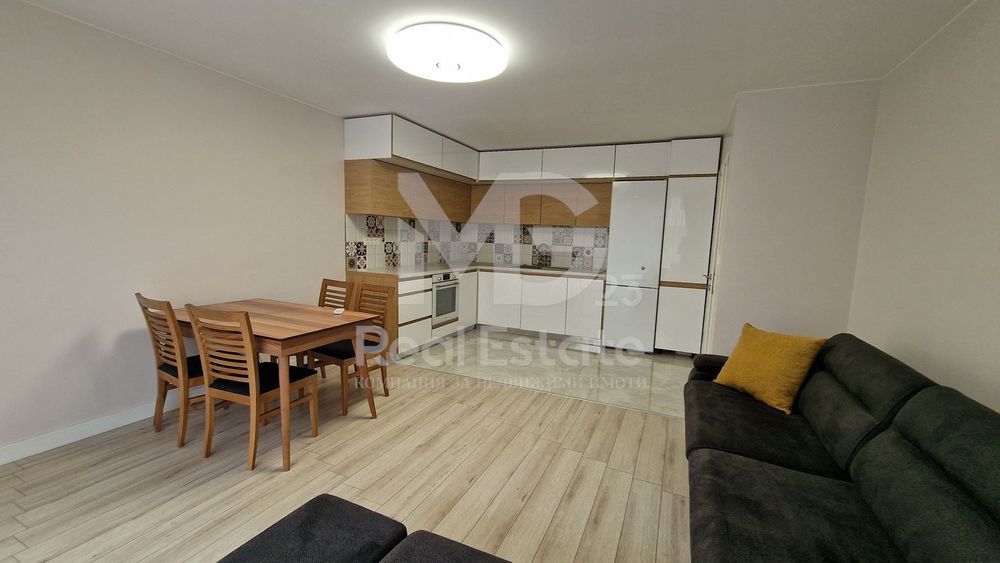 Продава се Двустаен апартамент в Пловдив, Остромила - 92 кв.м за 1506 €/кв.м - Снимка #1