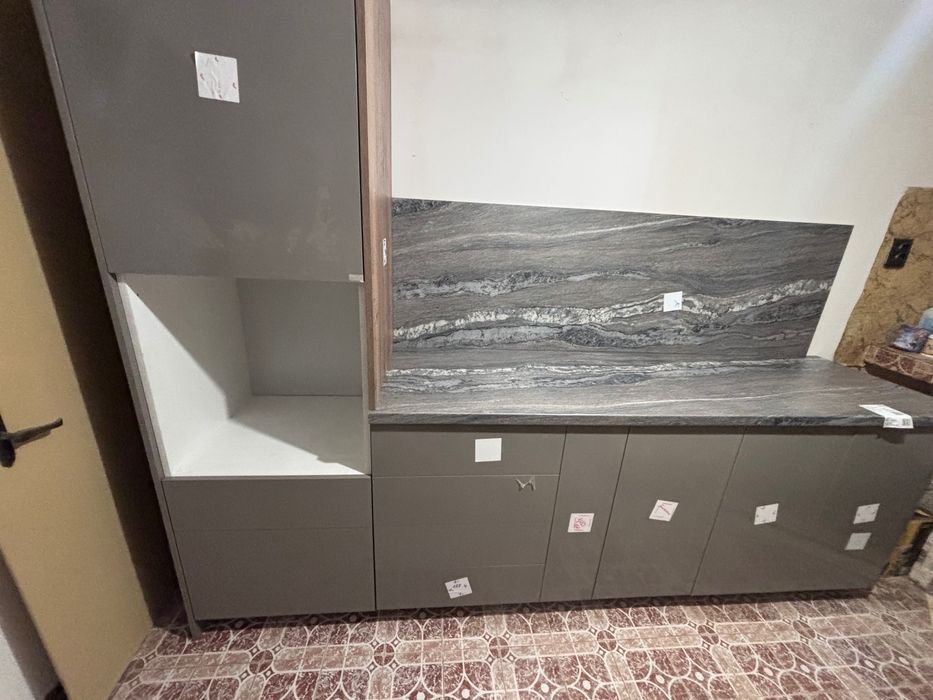 Кухня нова налична