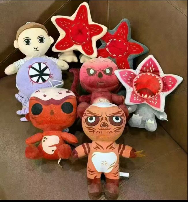 Stranger things плюшени играчки 25см