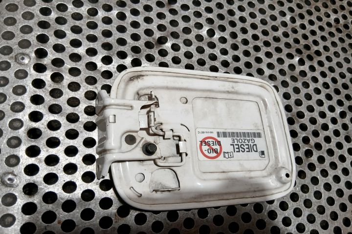Usita rezervor 1K0010497C 2K0809905E 1K0010497C 2K0809905E Volkswagen