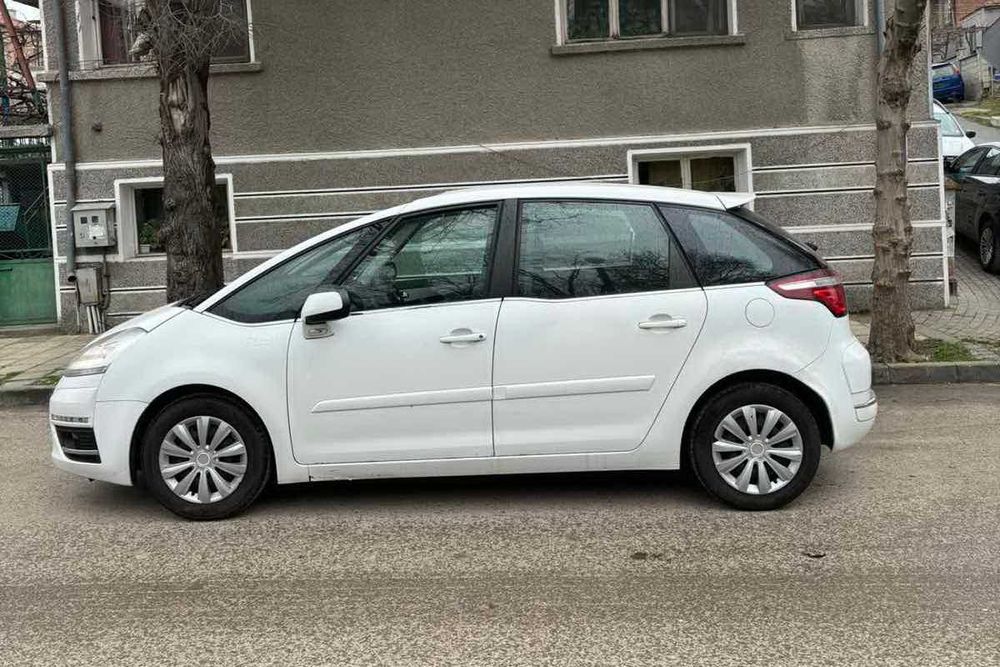 Citroen C4 Picasso 2.0 HDI 150 hp нов внос