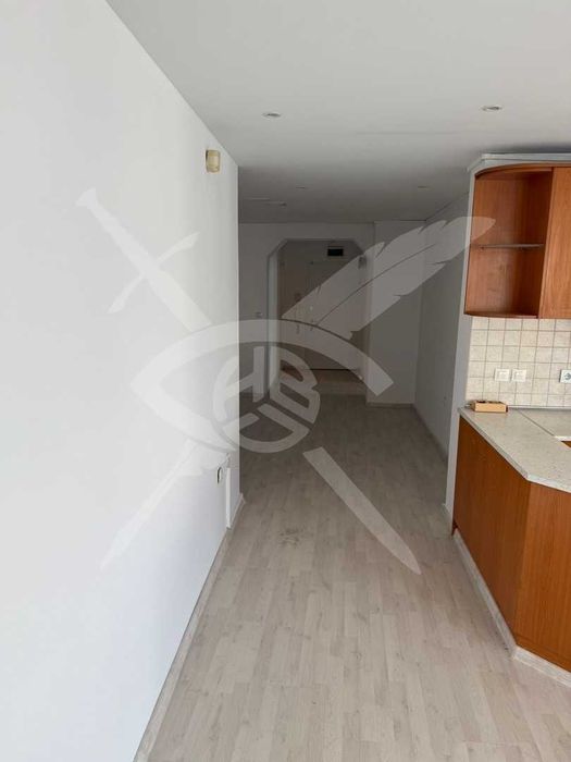Продава се Тристаен апартамент в София, Манастирски ливади - 126 кв.м за 1747 €/кв.м - Снимка #4