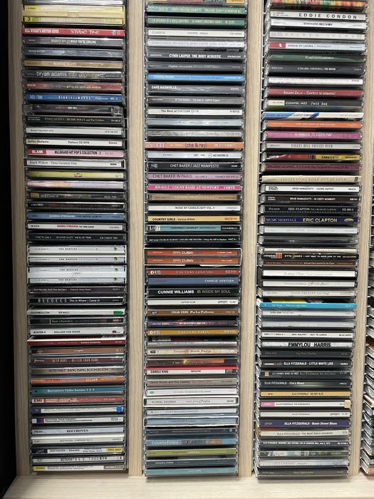 Vand cd uri muzica jazz blues disco etc… lista completa pe whatsapp