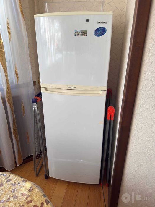 Холодильник Samsung CoolTech