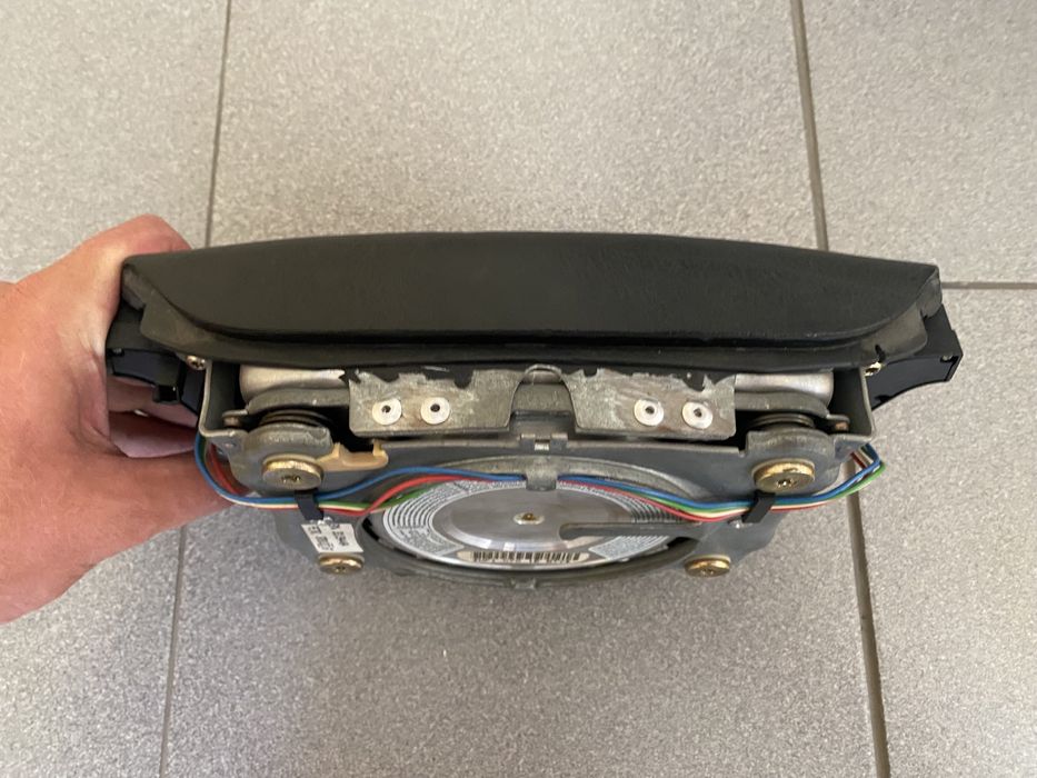 Подушка безопастности BMW e39 Airbag