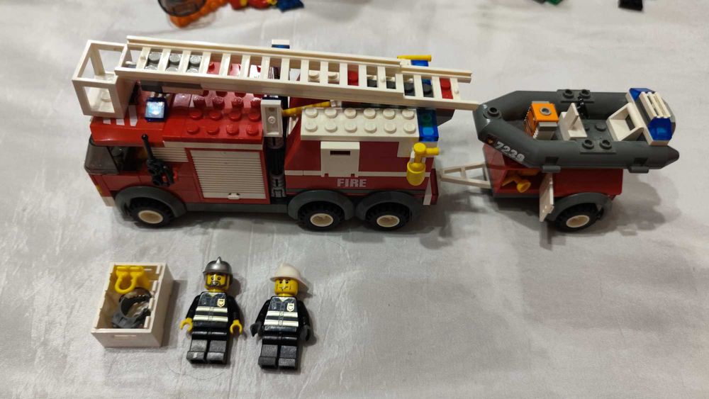 Поправени цени Лего Сити Lego City Пожарни комплекти