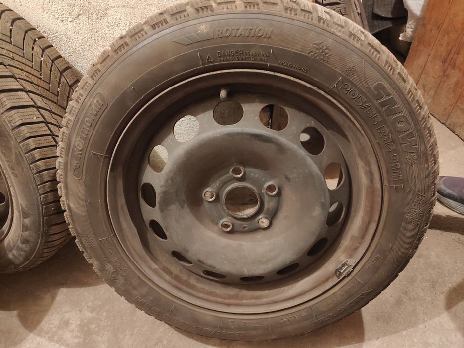 4бр. Железни джанти 16 5х112 със зимни гуми 205/55 R16 и 235/65 R16C firestone