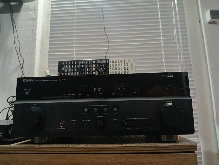 7.2 канален ресивър YAMAHA RX-V 767