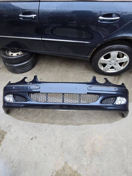 Mercedes e320 D 2003g На части само