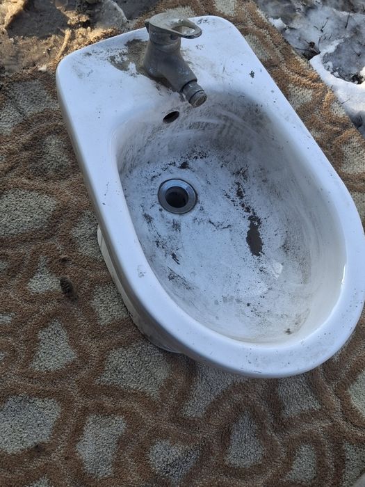 Продам  биде  рабочая