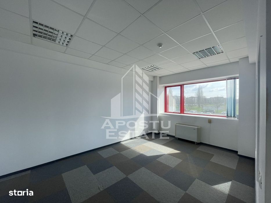 Spatii birouri, 440 pana la 1350 mp, Zona Lipovei