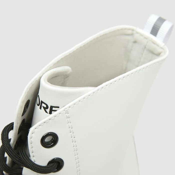 Ботинки TOREAD новые