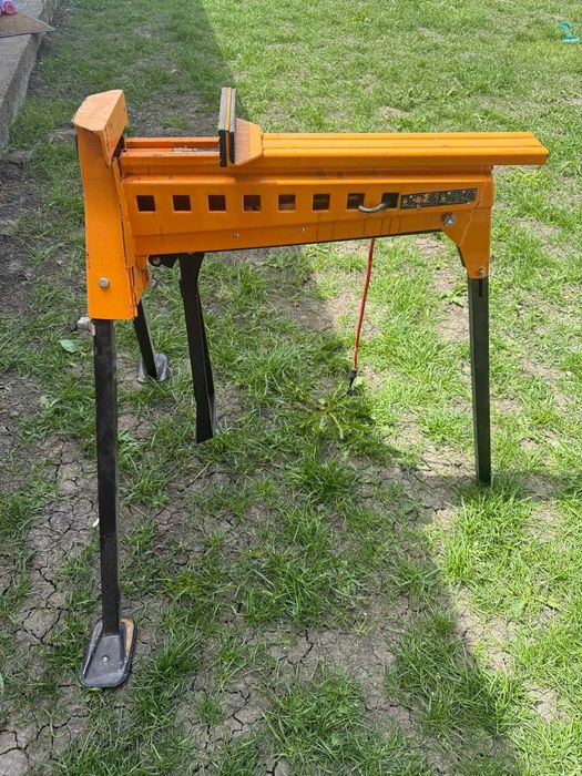 Menghina Triton SJA200 Superjaws