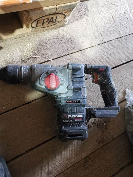 Rotopercutor pe acumulator Parkside 20v folosit dar perfect funcțional