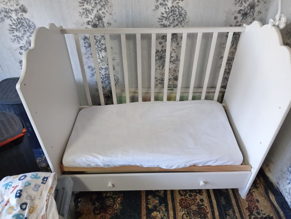 Кроватка детская