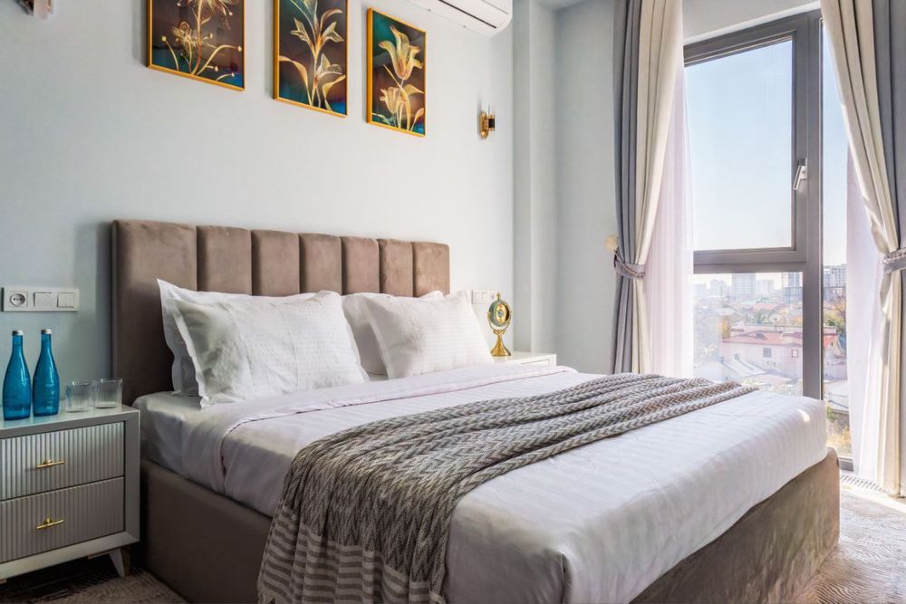 Сдаётся в аренду квартира три комнаты Мirabad Avenue имеется парковка