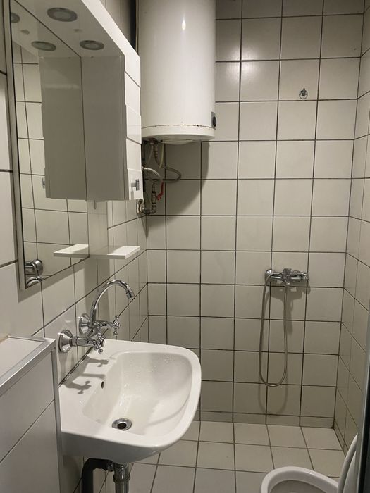 Дава се под наем Двустаен апартамент в с. Оборище, Област Пазарджик - 93 кв.м за 598.23 € - Снимка #3