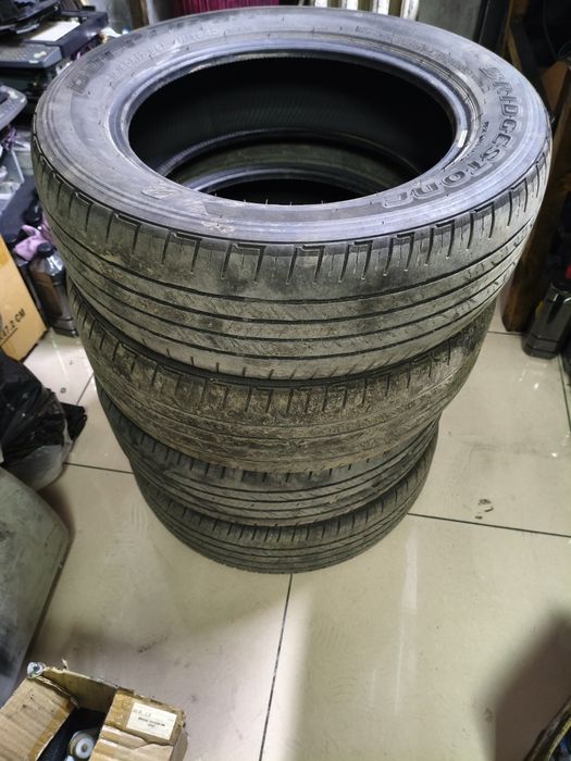 ПРОДАМ ЛЕТНЮЮ РЕЗИНУ.Производитель: BridgestoneМодель: Dueler H/T 843