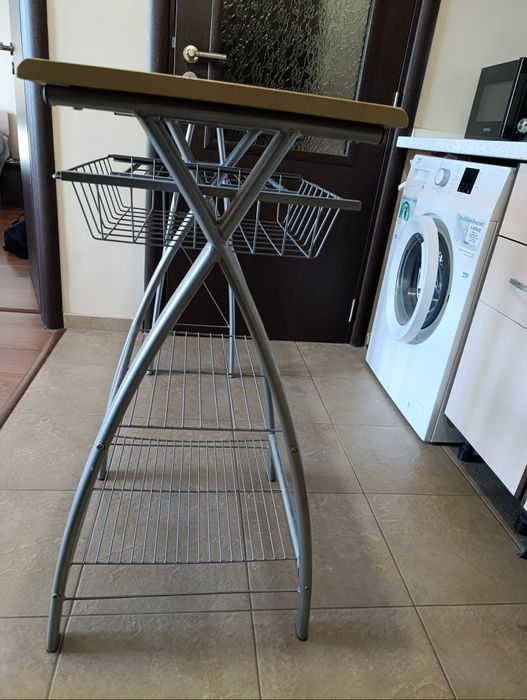 Бар плот дърво и метал