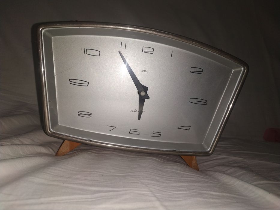 Часы Маяк 65 года. Неделю держит завод.