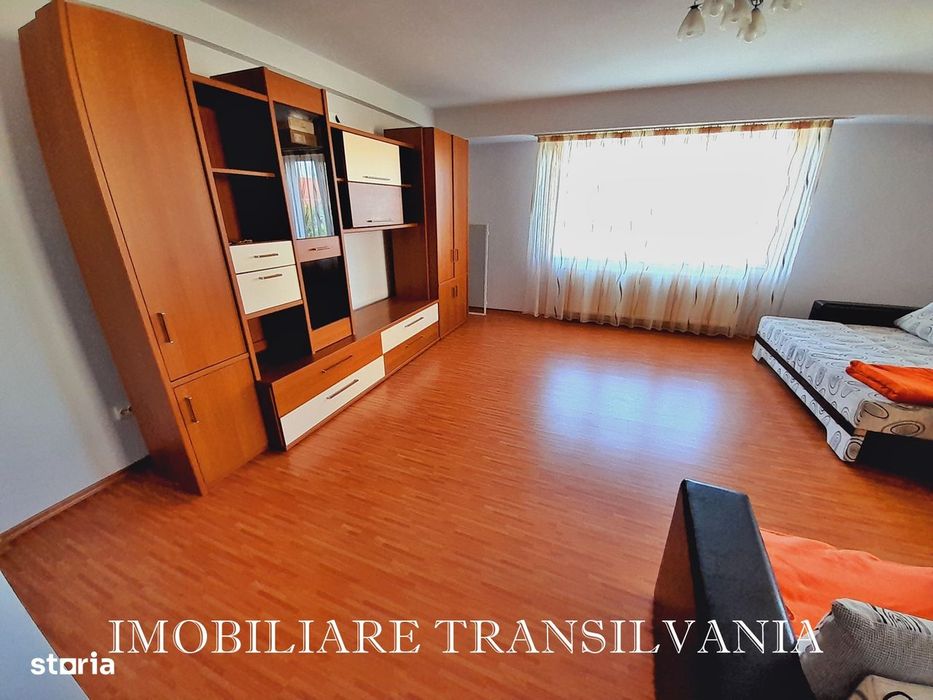 Ap. 2 cam. et.1 - Calea Moldovei, parcare.