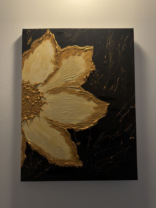 Tablouri prictate manual pe pânză