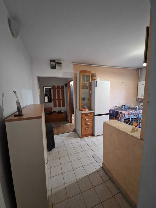 Apartament cu 3 camere decomandate – 70 mp | Spațios, mobilat și utilat
