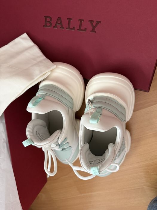 Маратонки Bally