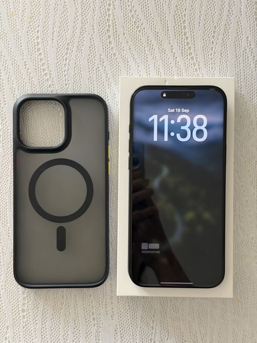 Iphone 16 pro max.