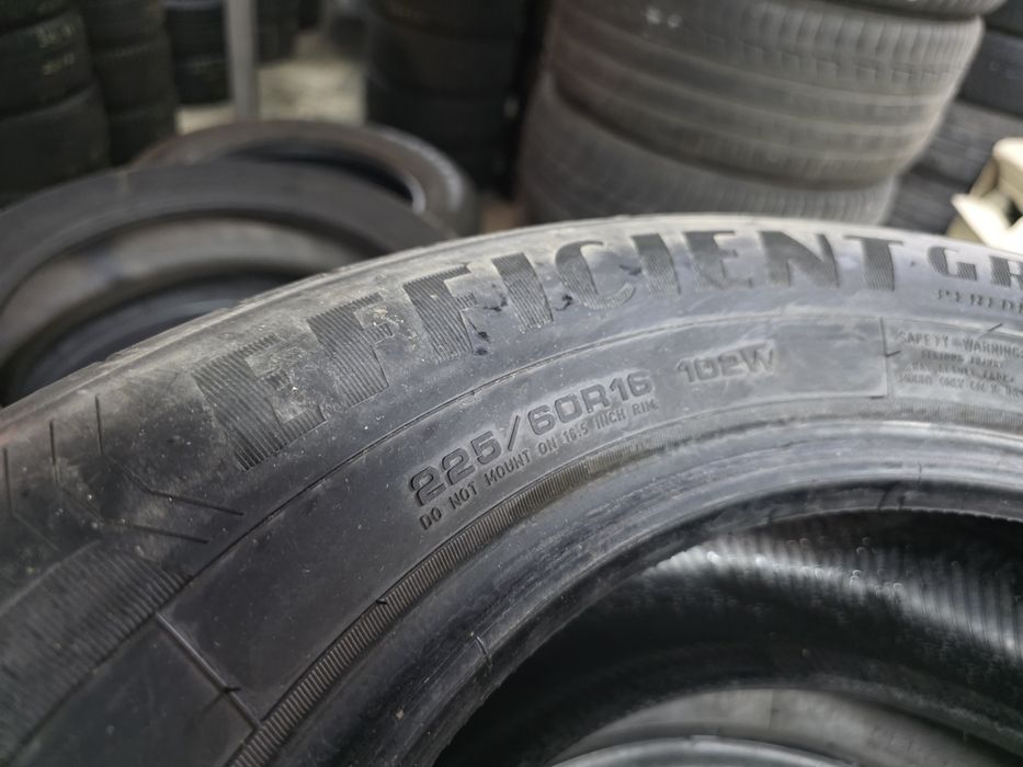 2бр Летни гуми 225 60 16 - Dunlop