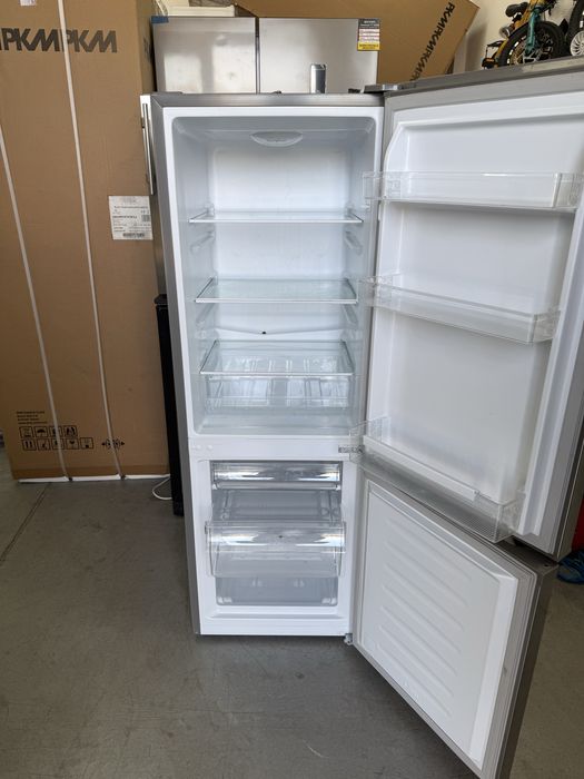 Хладилник с фризер Bomann KG 320.1 IX