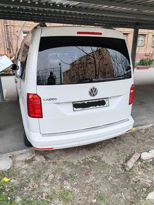 Volkswagen Caddy Trendline 2022 а’lo holatda, haqiqiy probeg.