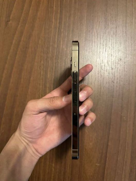 IPhone 13pro karobka dakument aybi yu