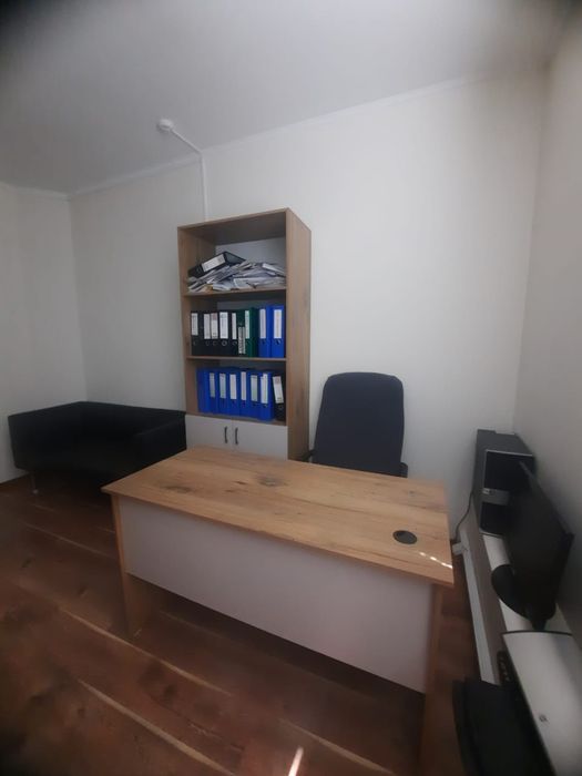 Продам офисную мебель