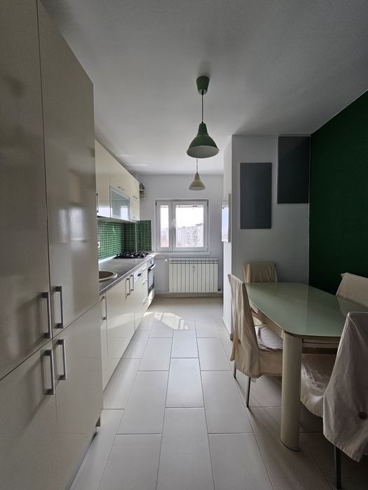 Apartament 3 camere renovat+mobilat