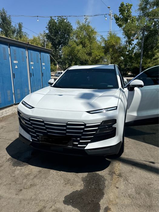 Jetour dashing 1,5 turbo  5.000 probeg halol ideal top toza